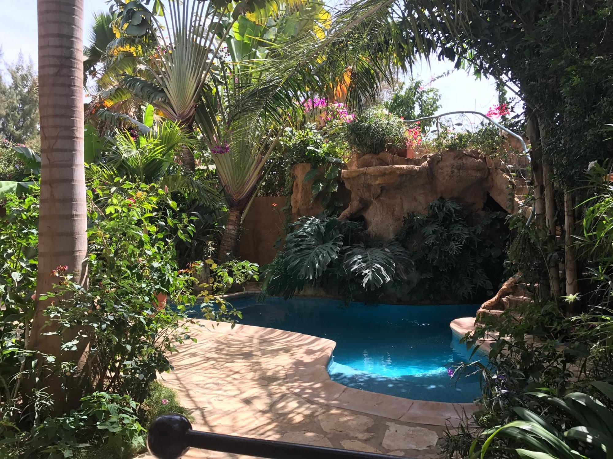 Ferienwohnung Tropical Oasis Ouakam Exterior foto