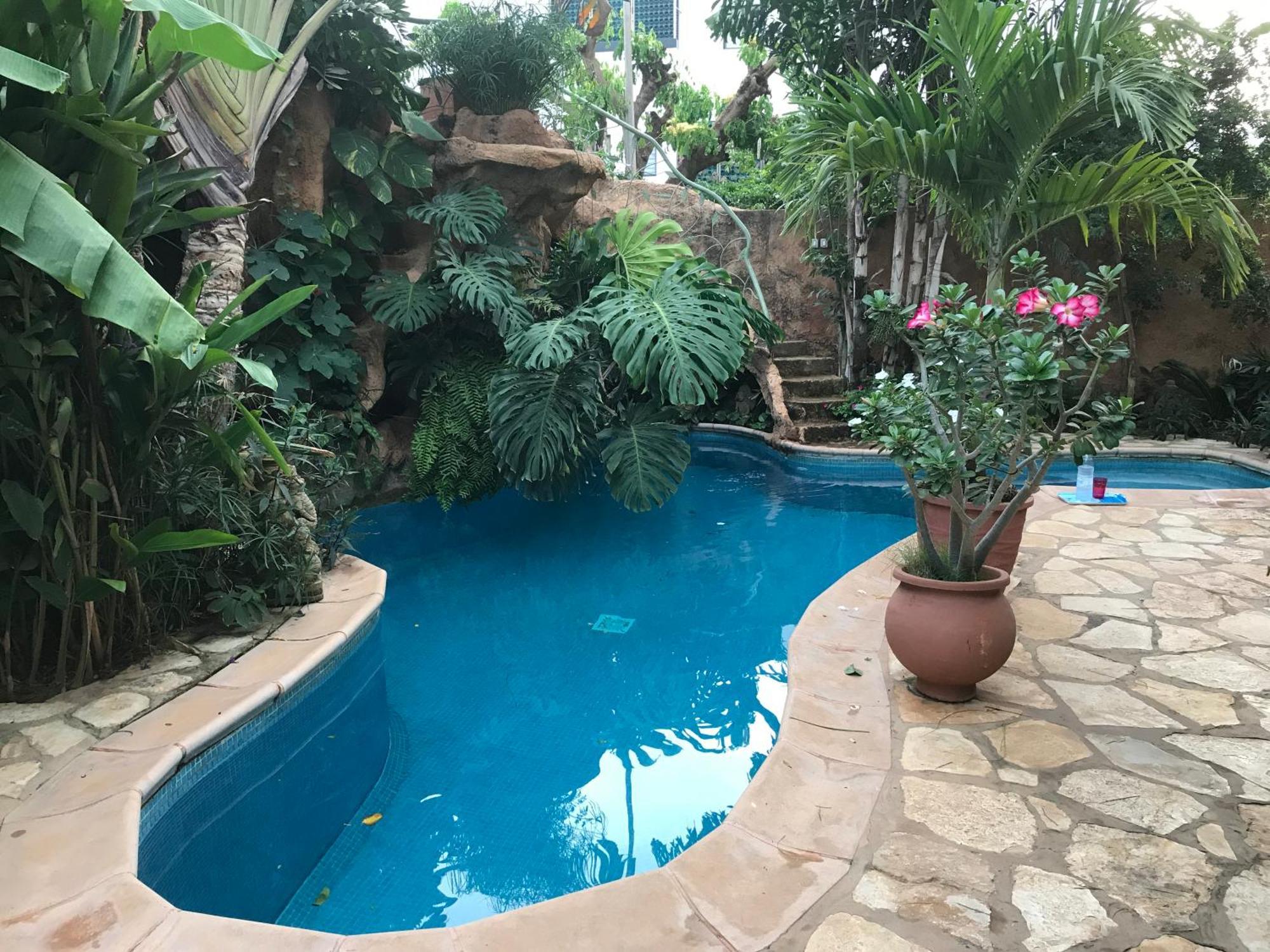 Ferienwohnung Tropical Oasis Ouakam Exterior foto